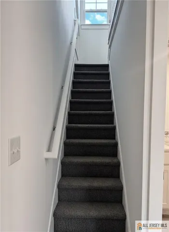 $2,650 | 1790 West 4th Street, Unit 1, Dunellen, NJ 08812