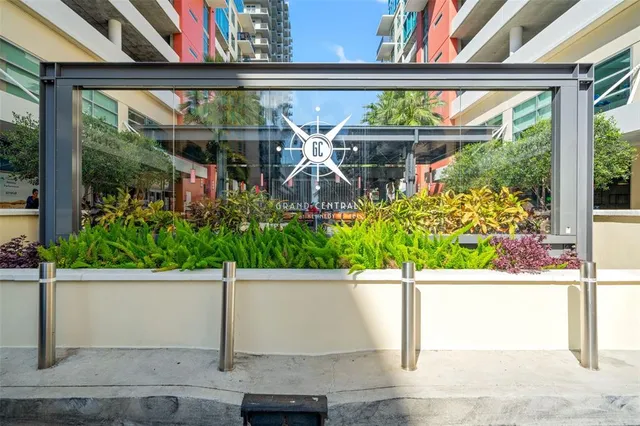 $409,990 | 1120 East Kennedy Boulevard, Unit 413, Tampa, FL 33602