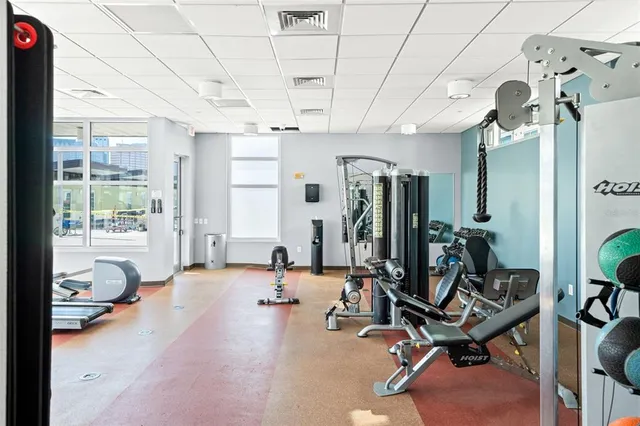 $409,990 | 1120 East Kennedy Boulevard, Unit 413, Tampa, FL 33602