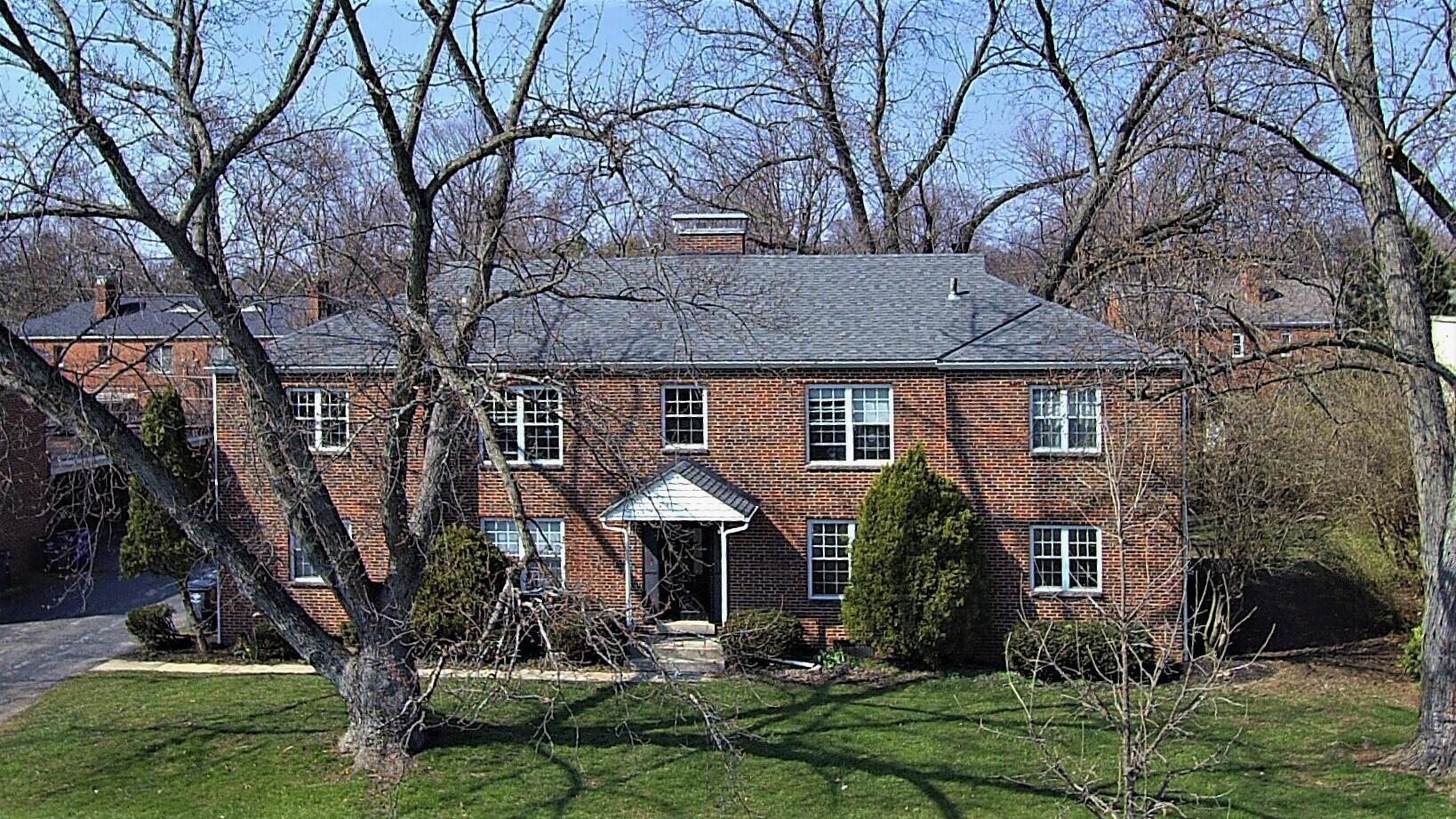 2098 Ridgeview Road Columbus, OH 43221 - Photo 13 of 29 2098 Ridgeview Rd. - Arlington (5)