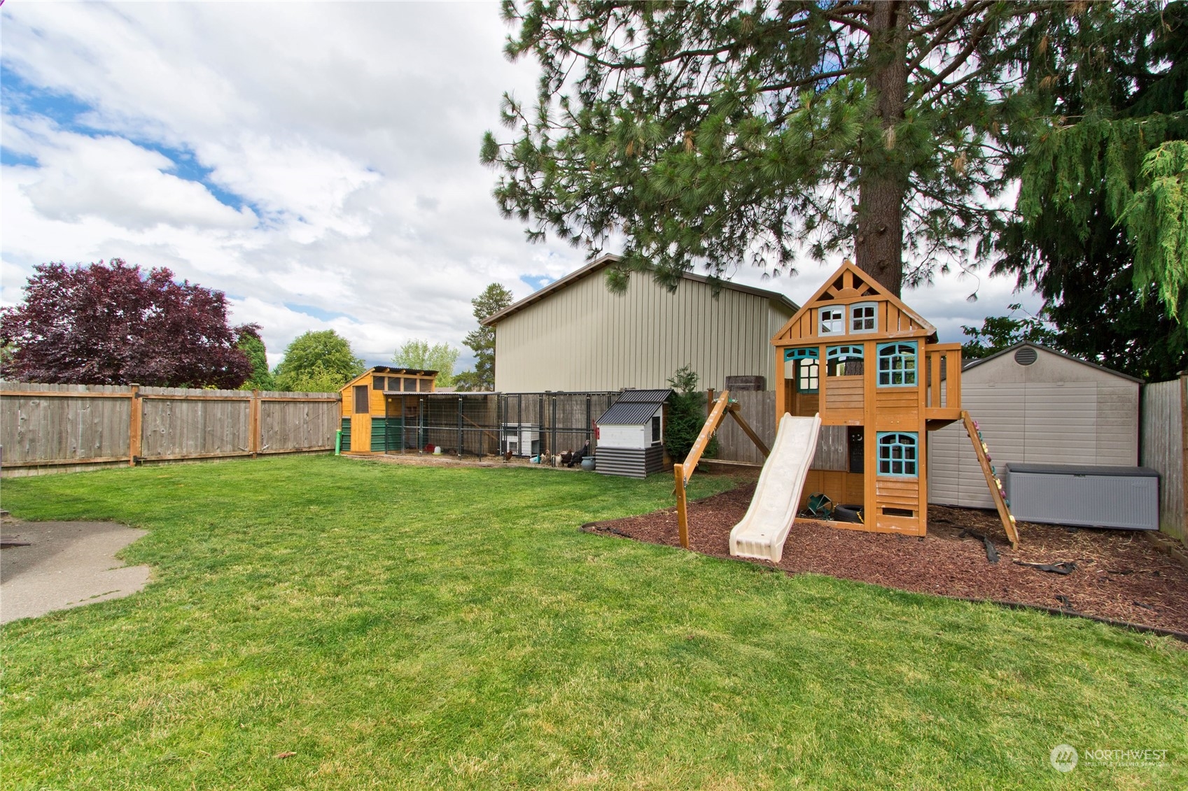 1467 Collins Road Buckley, WA 98321 - Photo 31 of 37 Gallery Image 31