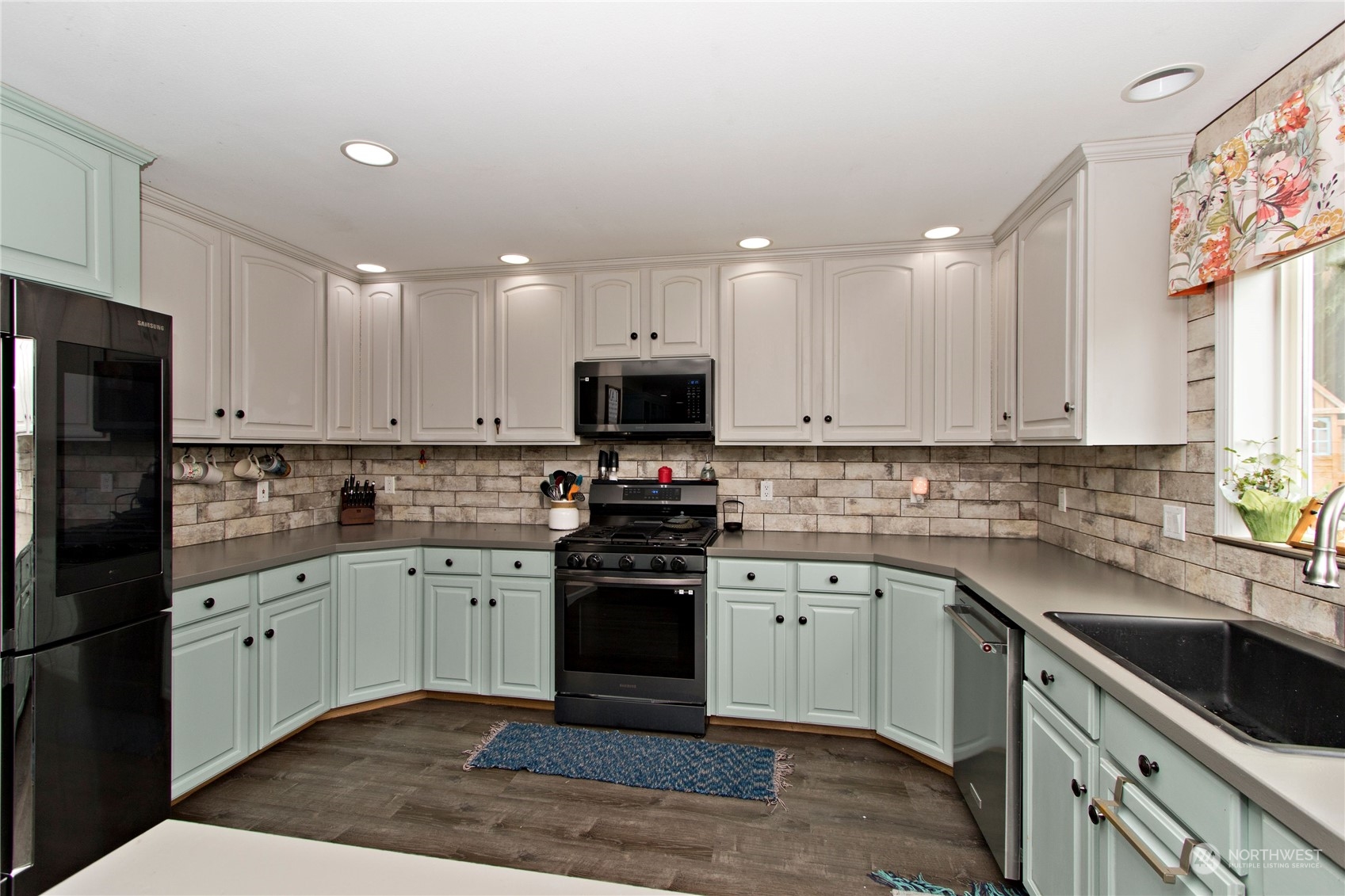 1467 Collins Road Buckley, WA 98321 - Photo 10 of 37 Gallery Image 10