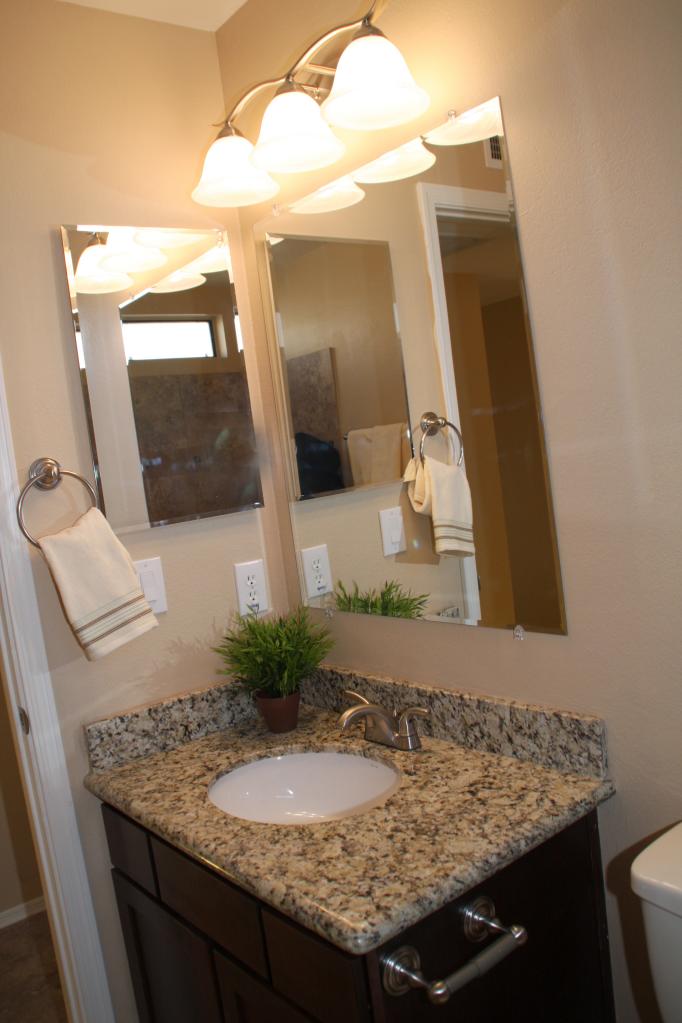 1226 East Utopia Road Phoenix, AZ 85024 - Photo 21 of 38 2nd Bath