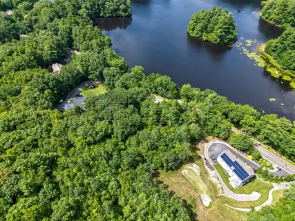 $349,000 | 1600 West Street, Stoughton, MA 02072