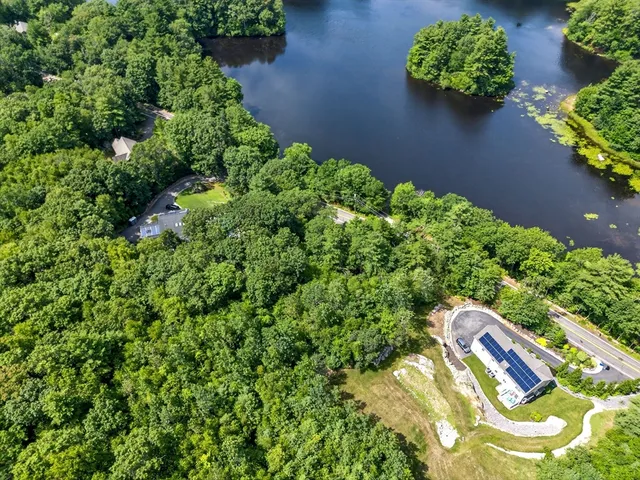 $349,000 | 1600 West Street, Stoughton, MA 02072