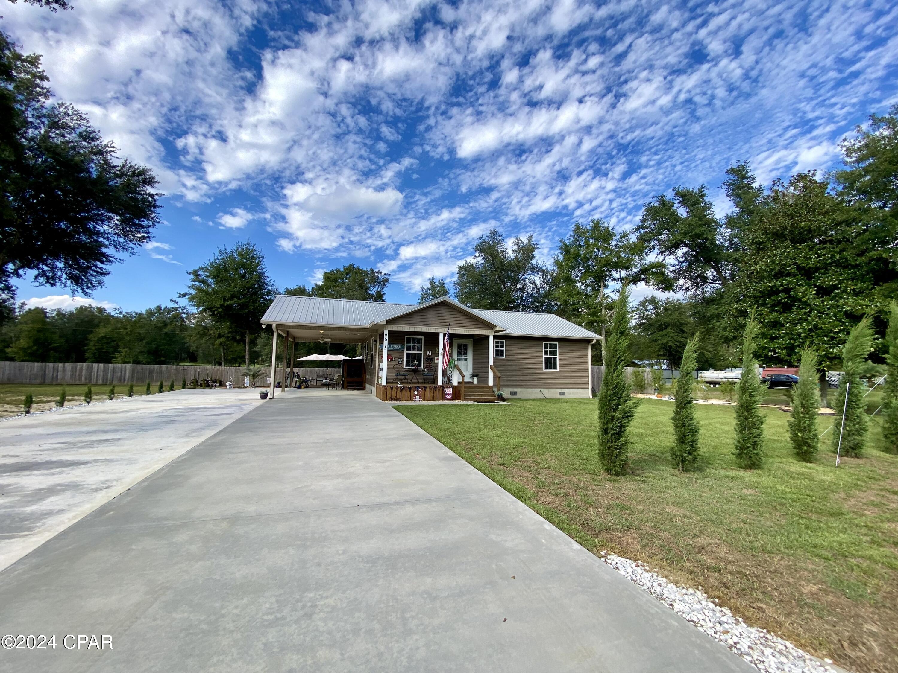 6615 Grande Oak Loop Grand Ridge, FL 32442 - Photo 46 of 51 Gallery Image 46