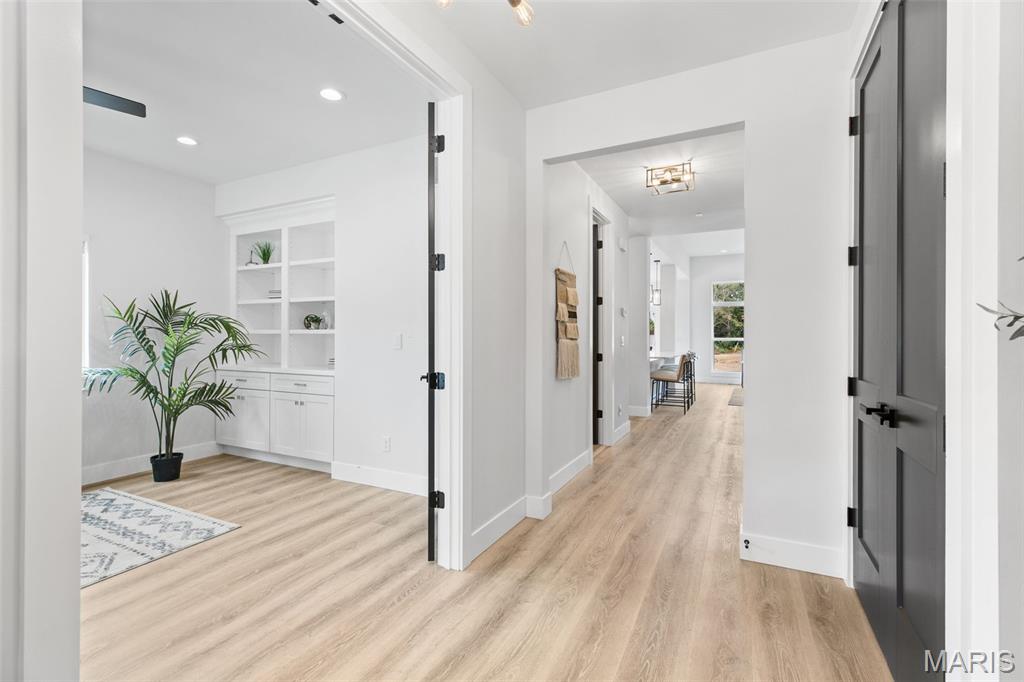 403 Rayburn Avenue St. Louis, MO 63127 - Photo 3 of 48