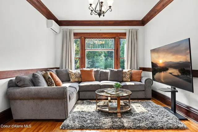 $815,000 | 6955 Apple Alley, Bonners Ferry, ID 83805