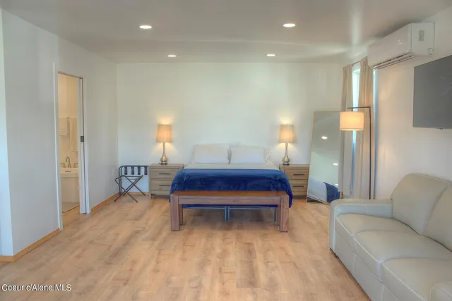 $815,000 | 6955 Apple Alley, Bonners Ferry, ID 83805