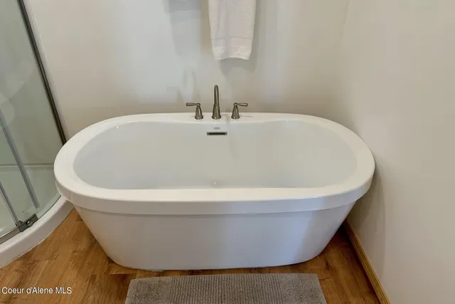 $815,000 | 6955 Apple Alley, Bonners Ferry, ID 83805