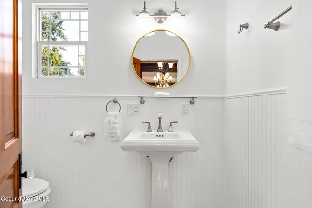 $815,000 | 6955 Apple Alley, Bonners Ferry, ID 83805