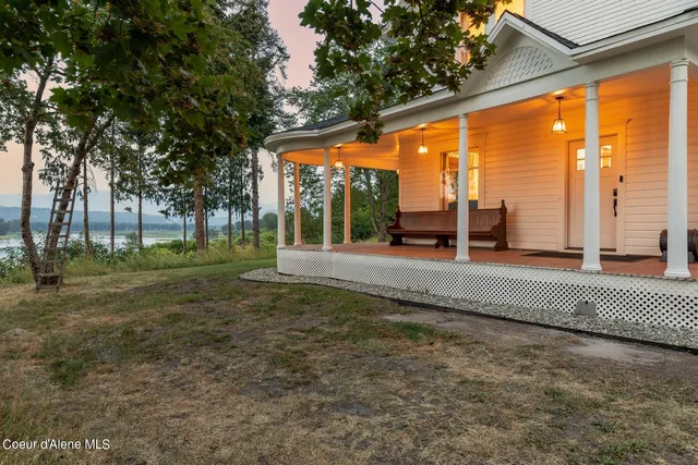 $815,000 | 6955 Apple Alley, Bonners Ferry, ID 83805