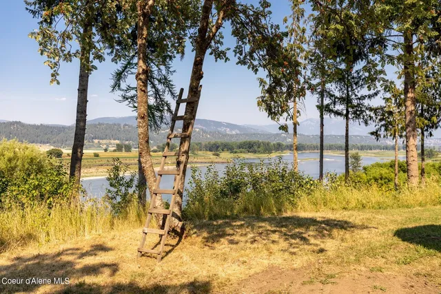 $815,000 | 6955 Apple Alley, Bonners Ferry, ID 83805