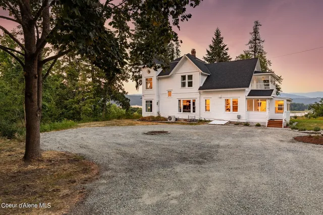 $815,000 | 6955 Apple Alley, Bonners Ferry, ID 83805