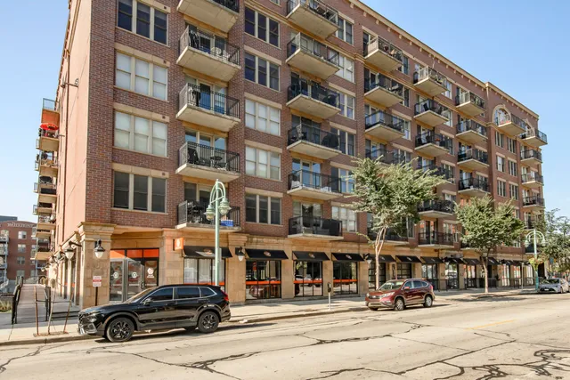 $429,000 | 102 North Water Street, Unit 202, Milwaukee, WI 53202