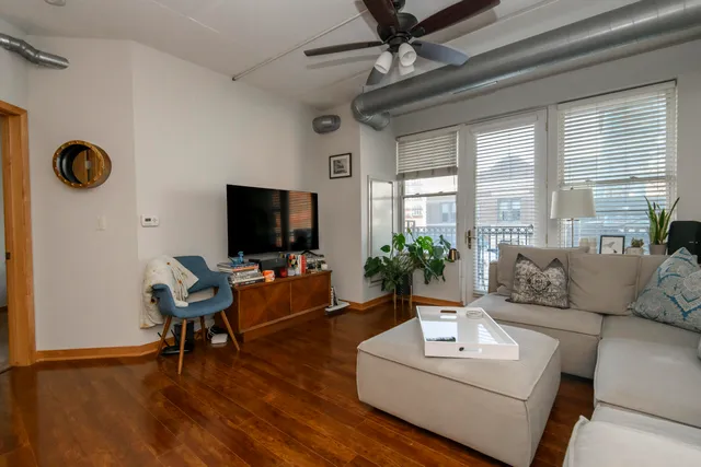 $429,000 | 102 North Water Street, Unit 202, Milwaukee, WI 53202