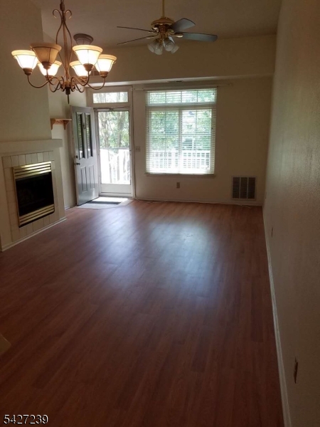 60 Wescott Road Bedminster, NJ 07921 - Photo 4 of 11