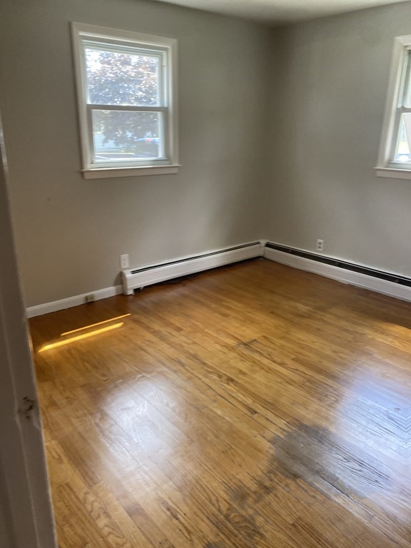 142 Gresham Street Springfield, MA 01119 - Photo 3 of 6