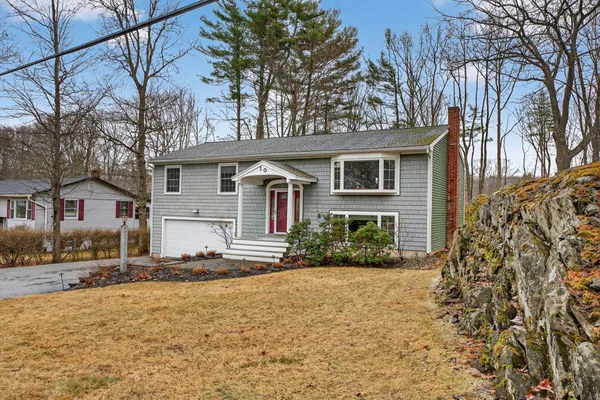 $609,000 | 10 Twin Island Drive, Biddeford, ME 04005
