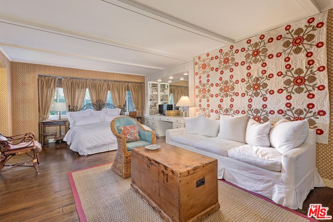 602 Foothill Road Beverly Hills, CA 90210 - Photo 20 of 25