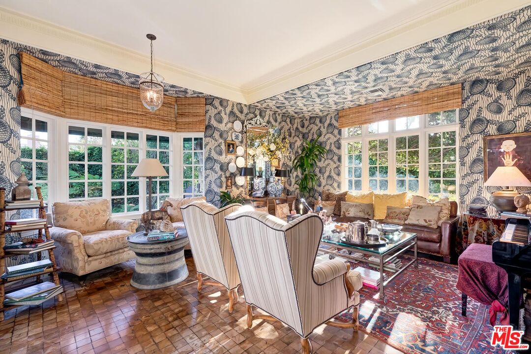 602 Foothill Road Beverly Hills, CA 90210 - Photo 6 of 25