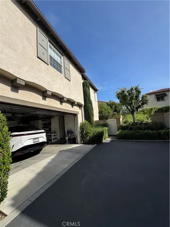 $4,650 | 41 Modesto, Irvine, CA 92602