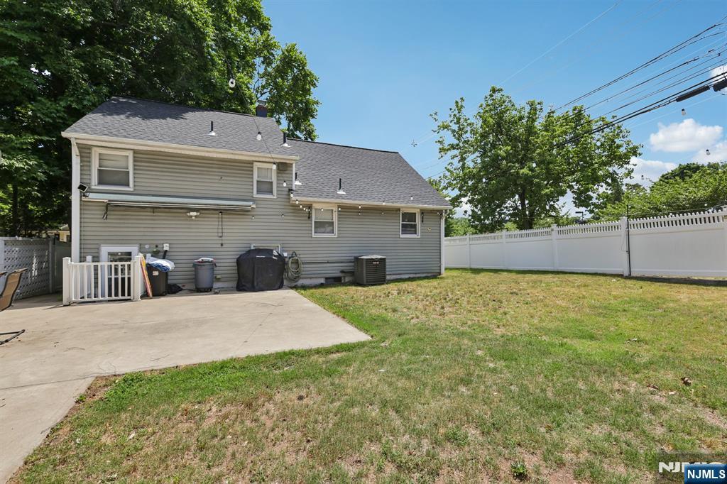 1 Franklin Place Hackensack, NJ 07601 - Photo 23 of 27