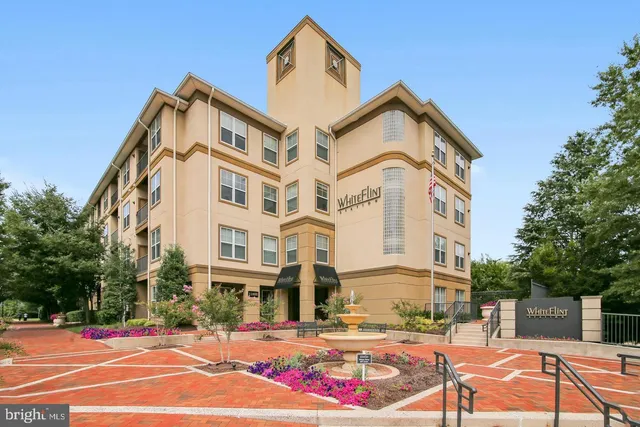 $2,000 | 11750 Old Georgetown Road, Unit 2523, North Bethesda, MD 20852