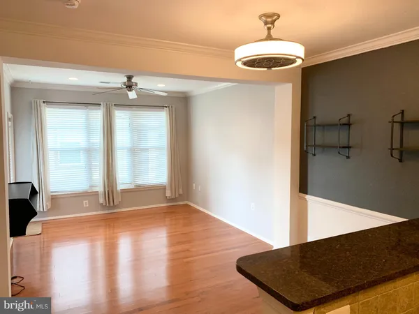 $1,895 | 11750 Old Georgetown Road, Unit 2523, North Bethesda, MD 20852