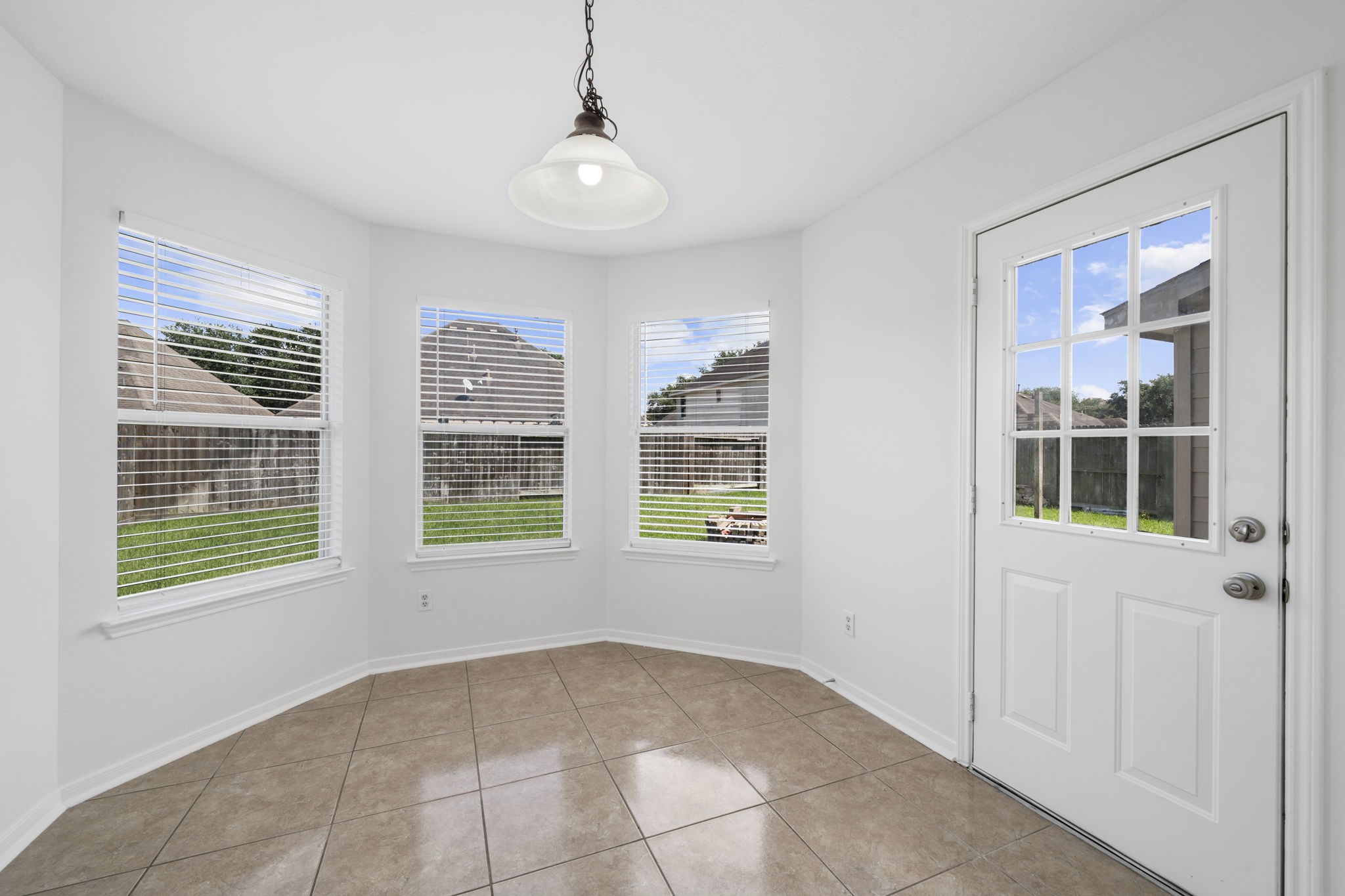 8514 Windy Thicket Lane Cypress, TX 77433 - Photo 6 of 15