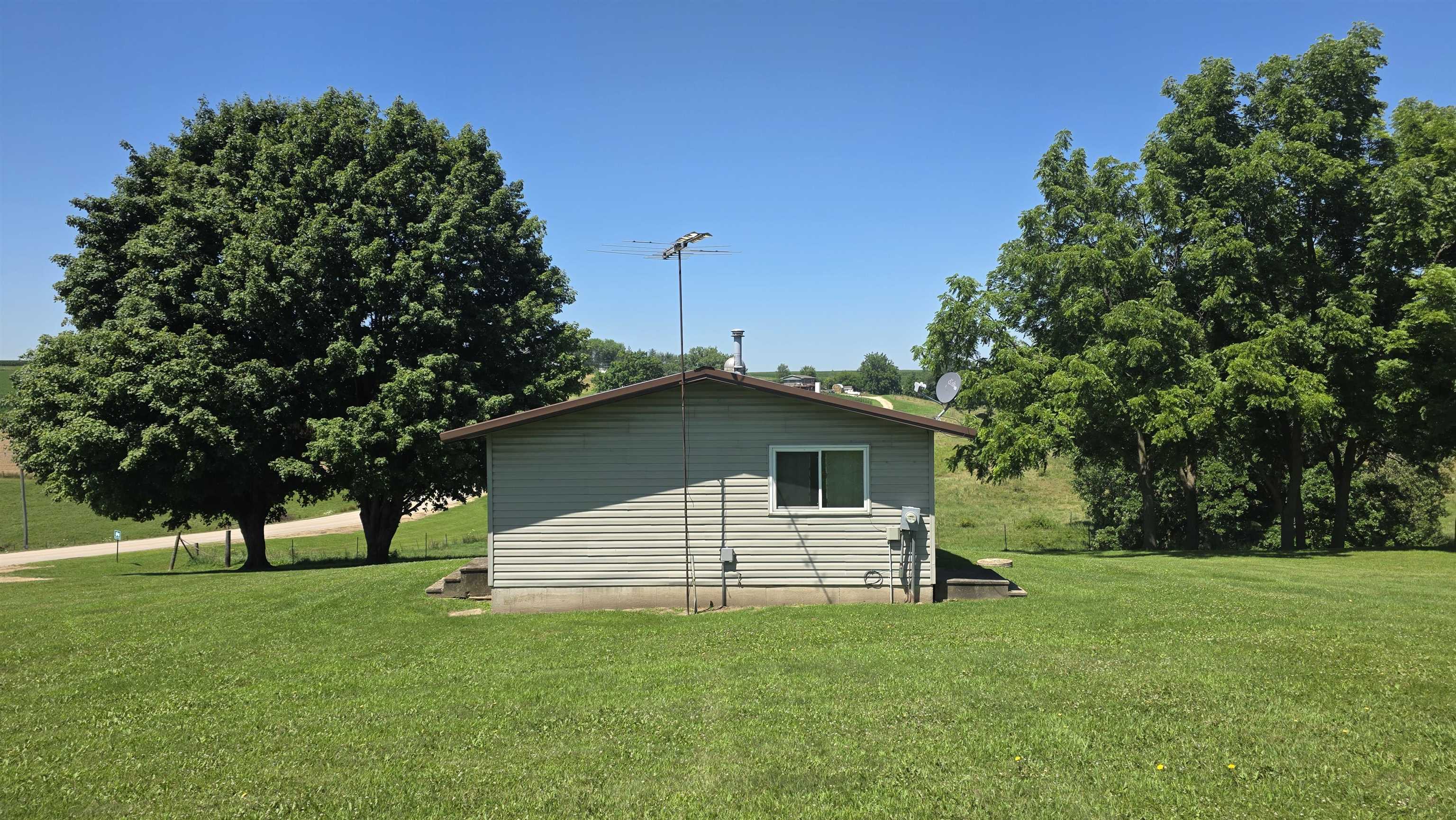 12315 Borah Ridge Road Bagley, WI 53801 - Photo 9 of 37