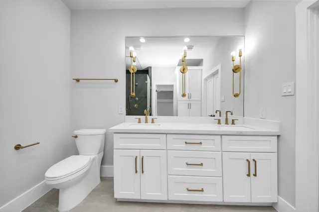 $2,350 | 6322 Milwee Street, Unit A, Houston, TX 77092