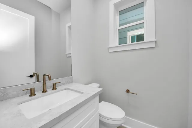 $2,350 | 6322 Milwee Street, Unit A, Houston, TX 77092