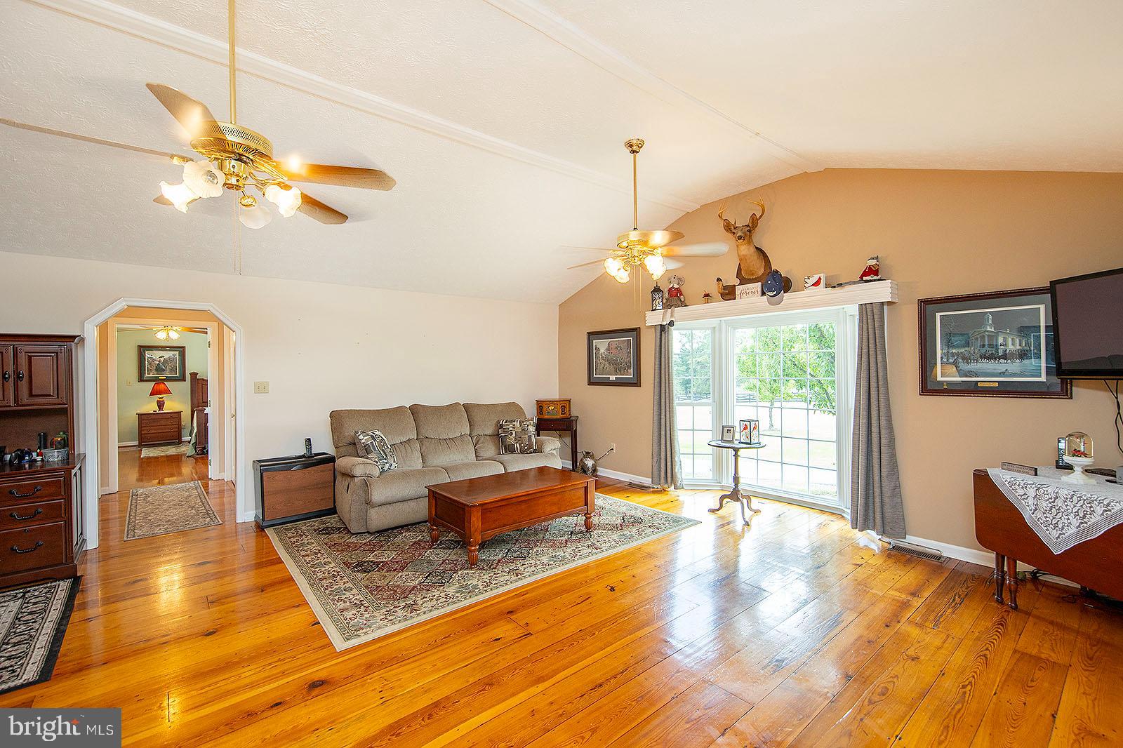 123 Glengary Road Winchester, VA 22603 - Photo 20 of 63