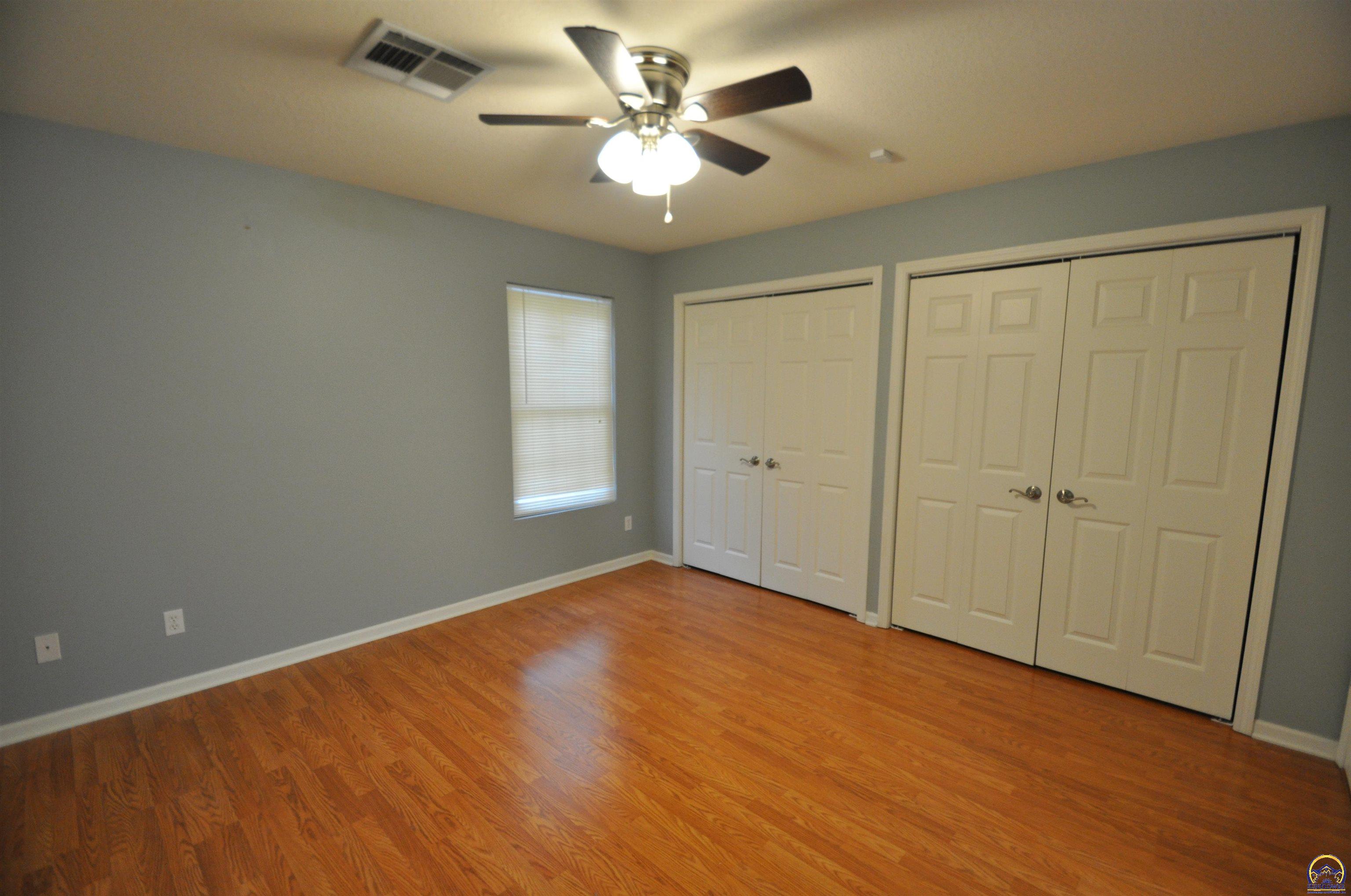 5822 Southwest Sterling Lane Topeka, KS 66604 - Photo 24 of 51 bedroom 1