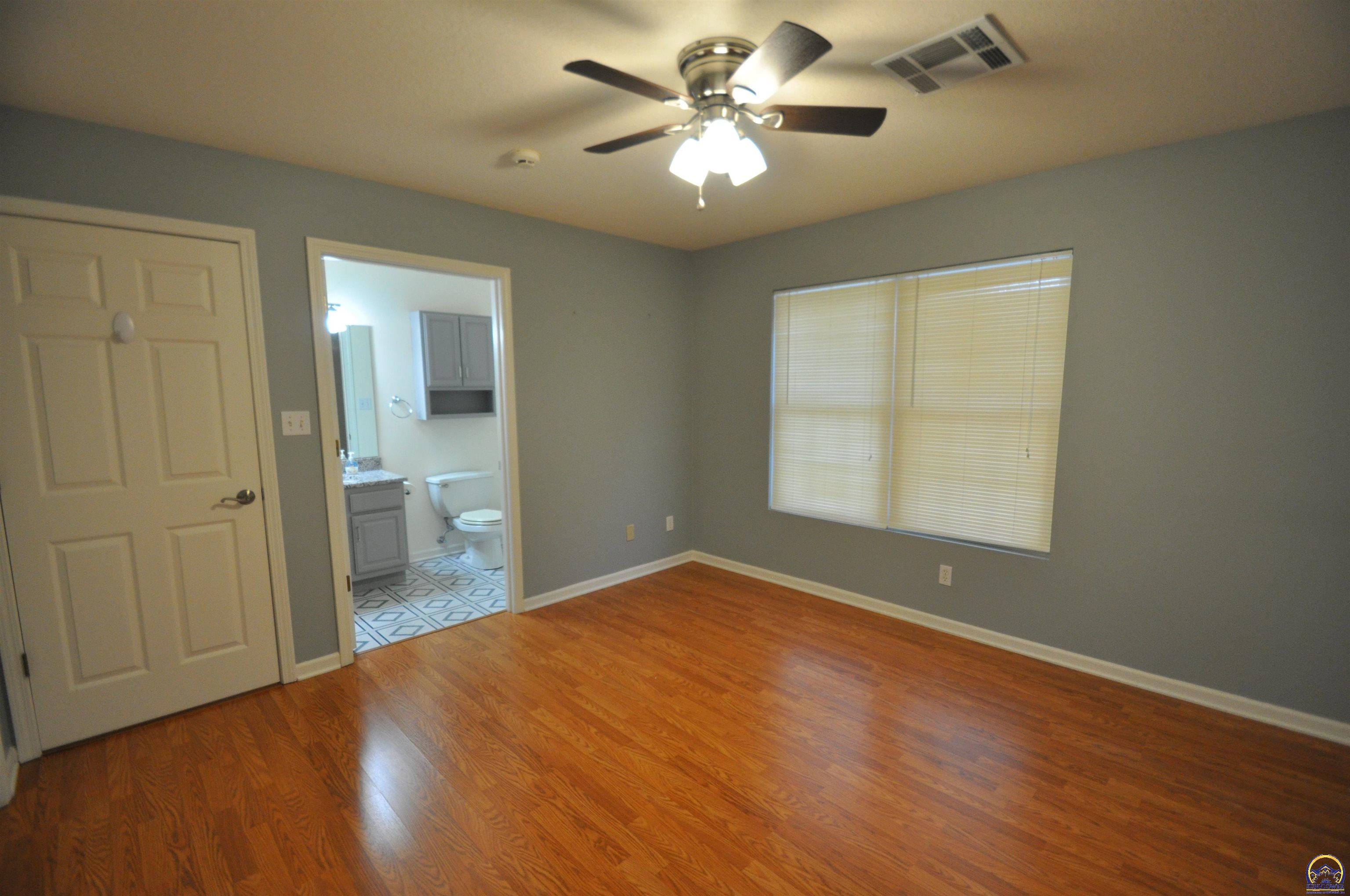 5822 Southwest Sterling Lane Topeka, KS 66604 - Photo 26 of 51 bedroom 1