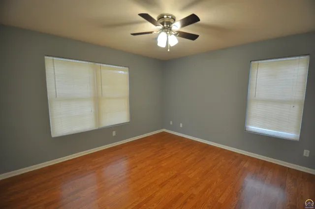 $225,000 | 5822 Southwest Sterling Lane, Topeka, KS 66604