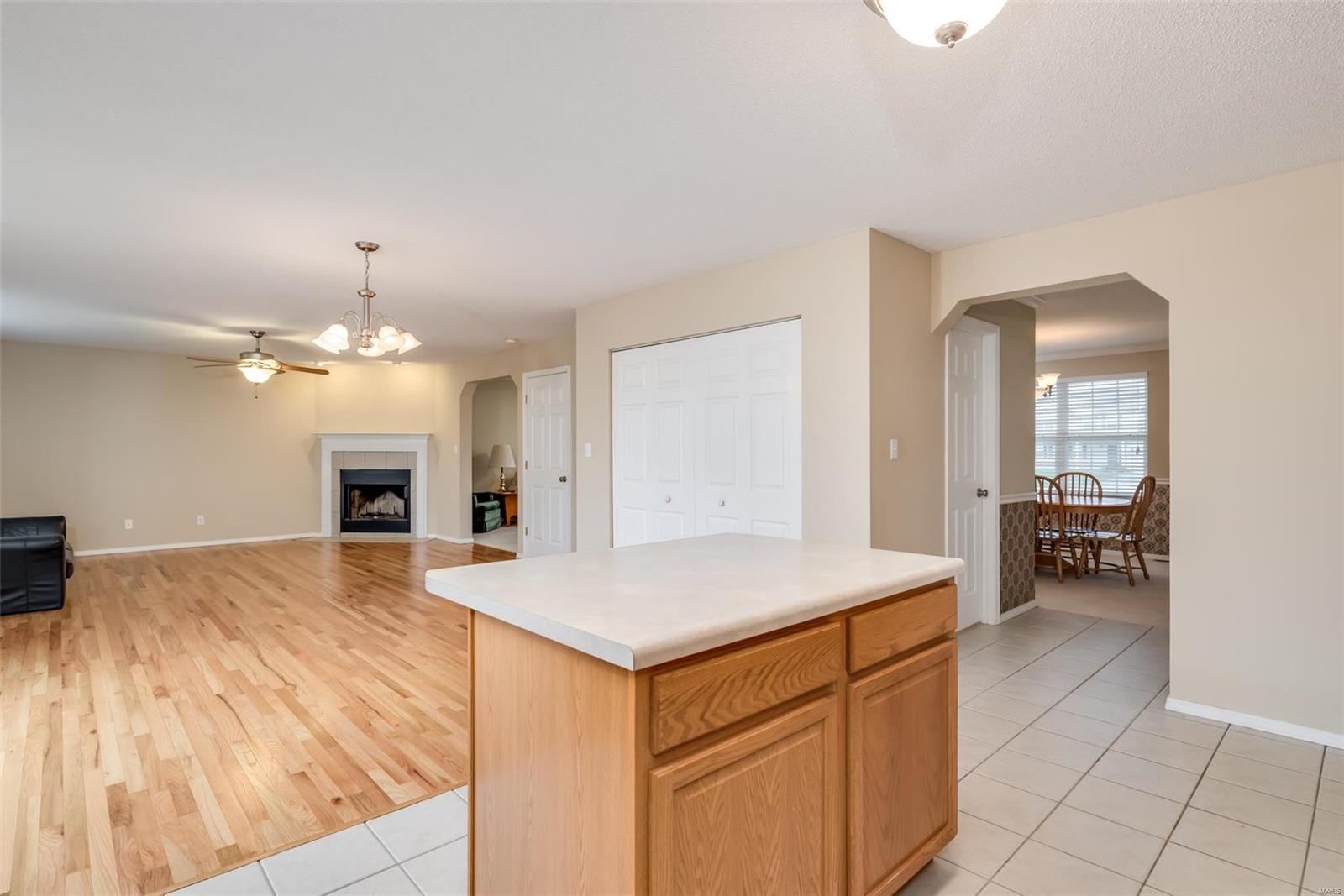 452 Wiegerstown Road O'Fallon, IL 62269 - Photo 9 of 41 Gallery Image 9