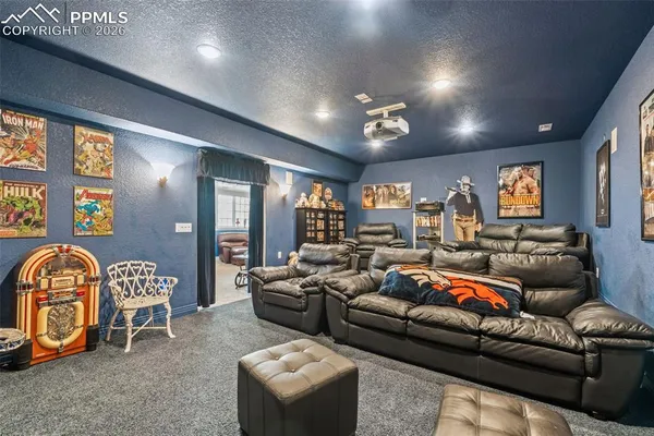 $790,000 | 979 Pinehurst Court, Bennett, CO 80102