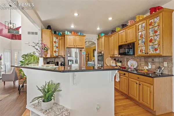 $790,000 | 979 Pinehurst Court, Bennett, CO 80102