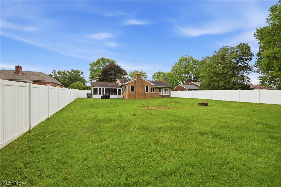 765 Ewing Road Youngstown, OH 44512 - Photo 25 of 30 Gallery Image 25
