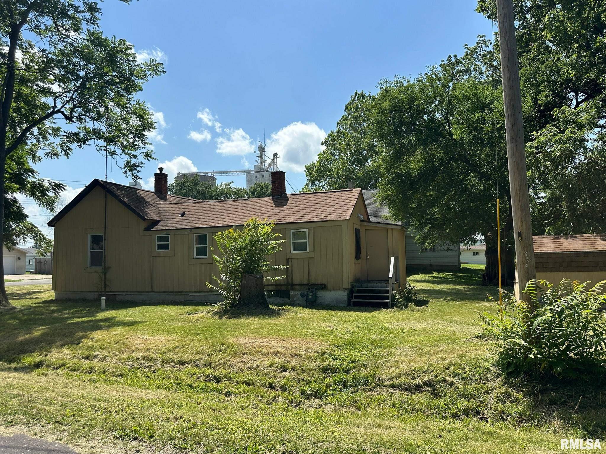 423-431 East Prairie Street Virden, IL 62690 - Photo 15 of 24