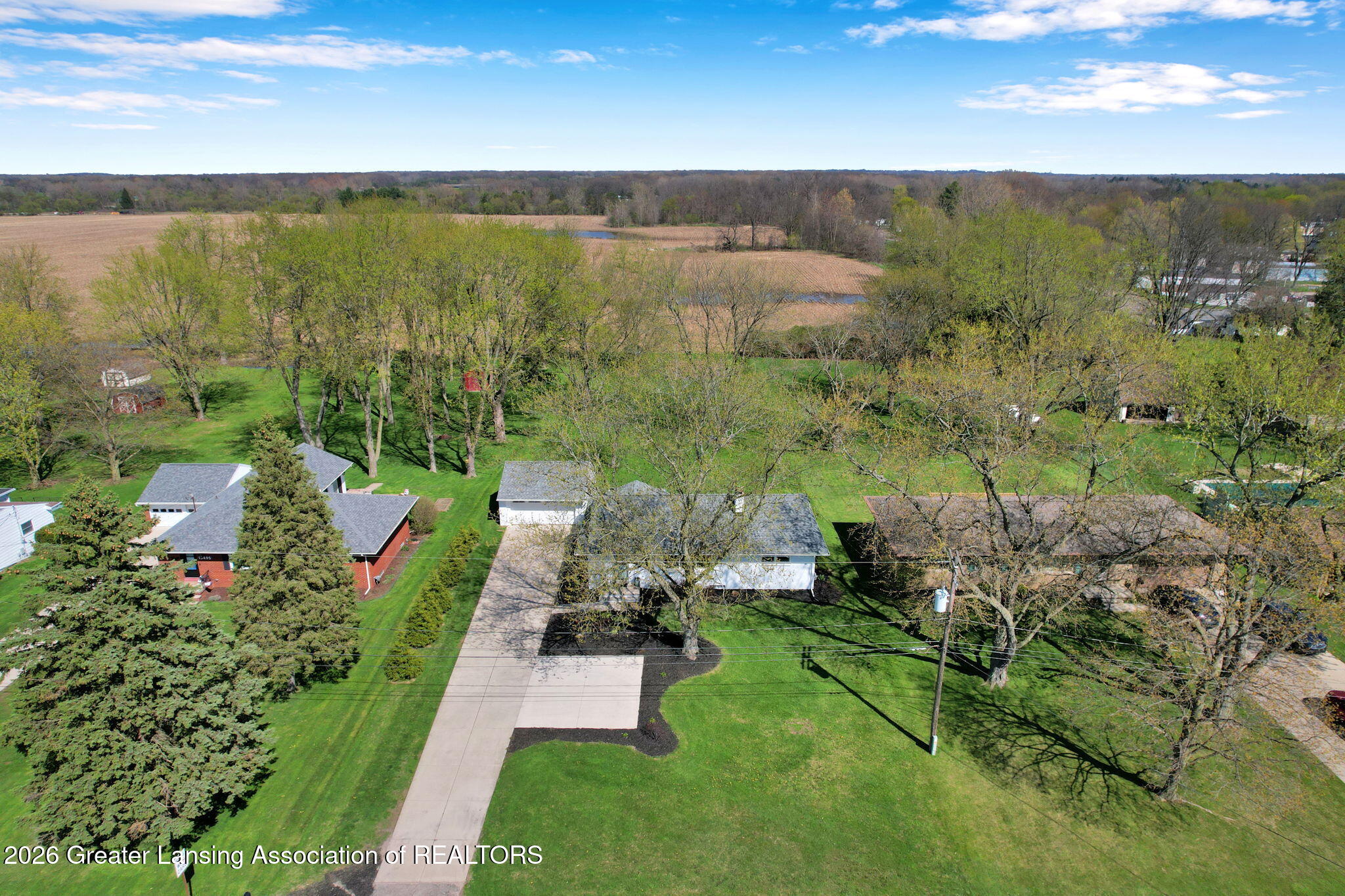 15499 Wood Road Lansing, MI 48906 - Photo 5 of 43 44-web-or-mls-Open Ended Media-39