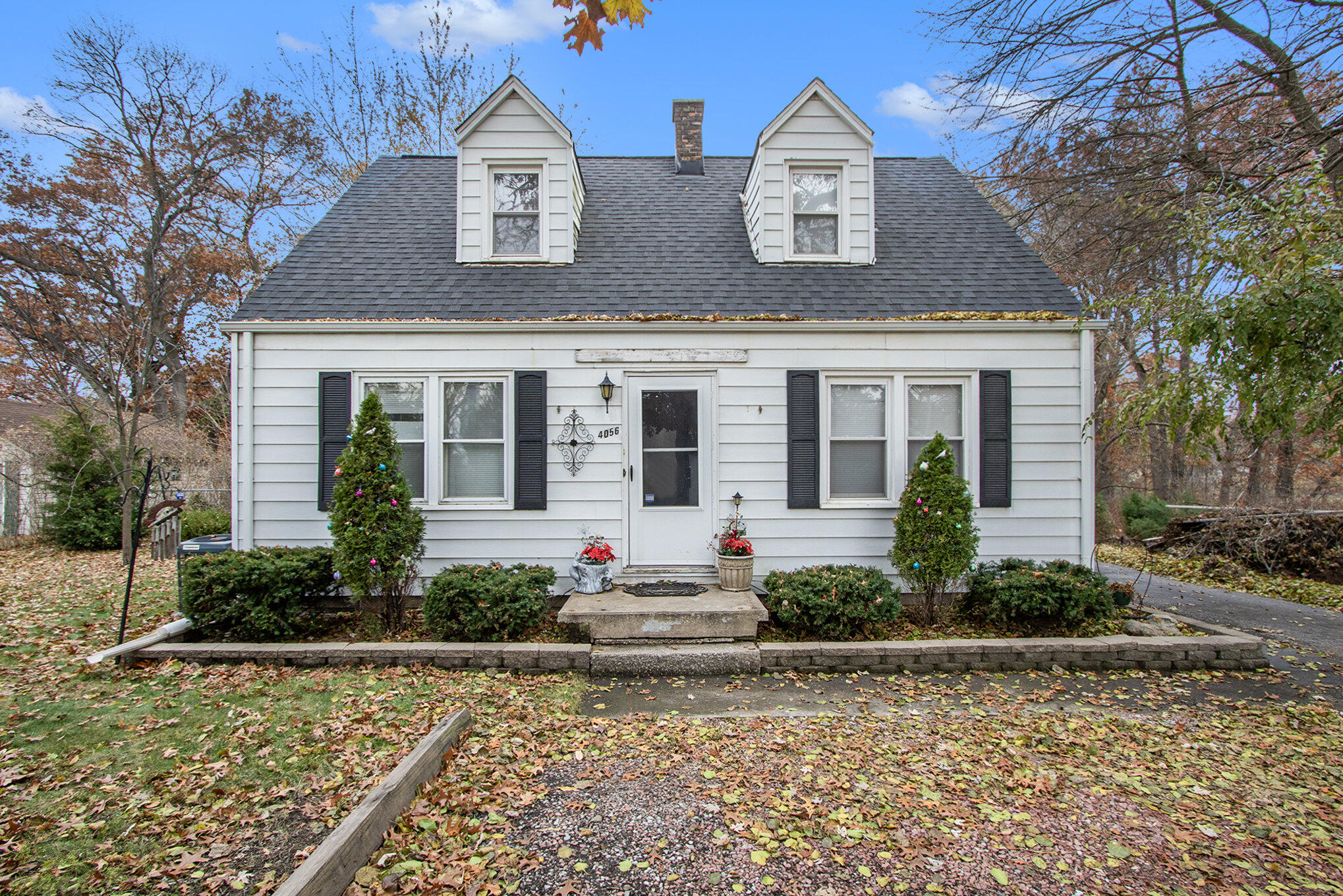a front view of house with yard