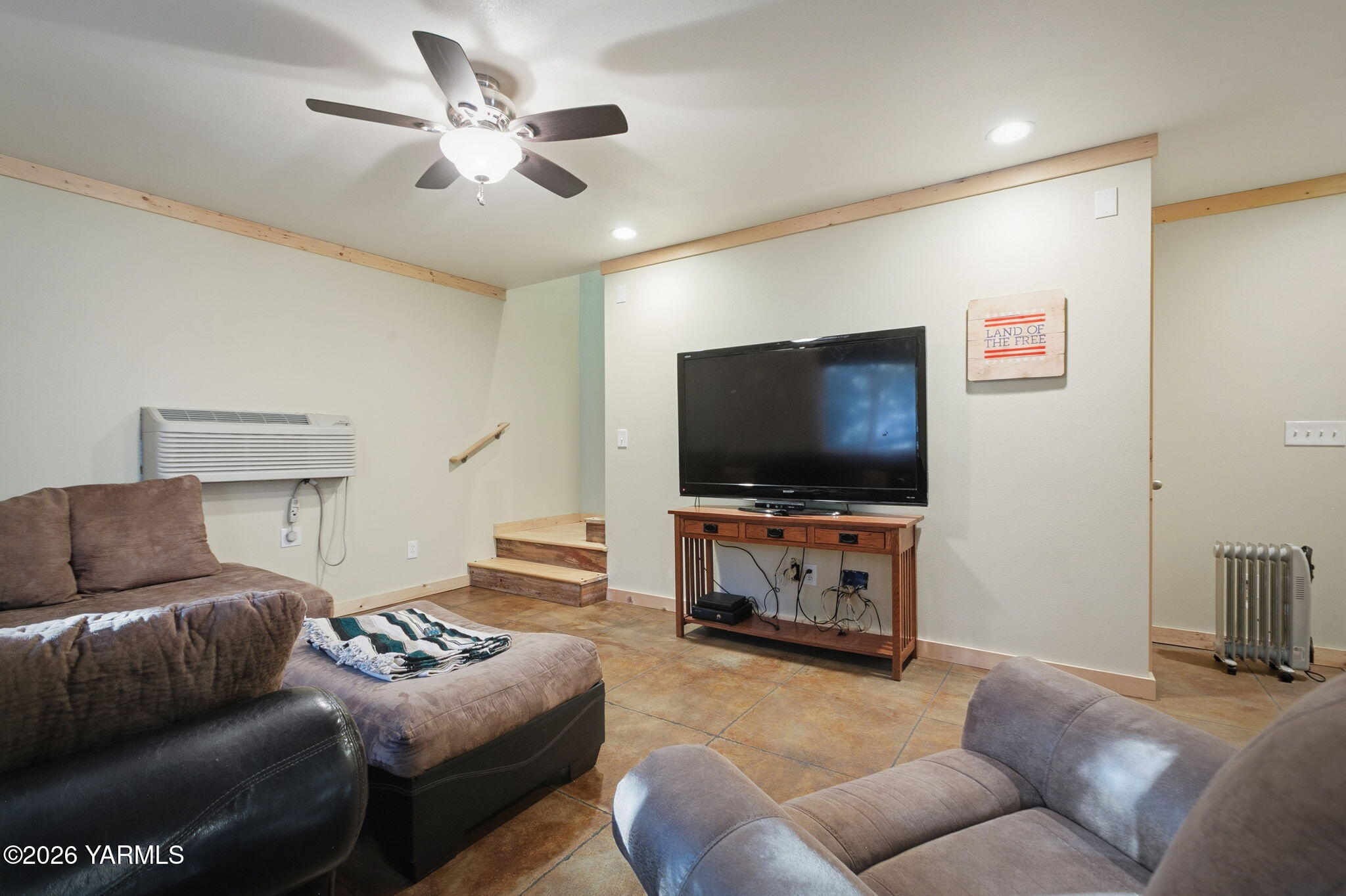 121 Rattlesnake Lane Naches, WA 98937 - Photo 26 of 44 ADU Living Room Main Floor