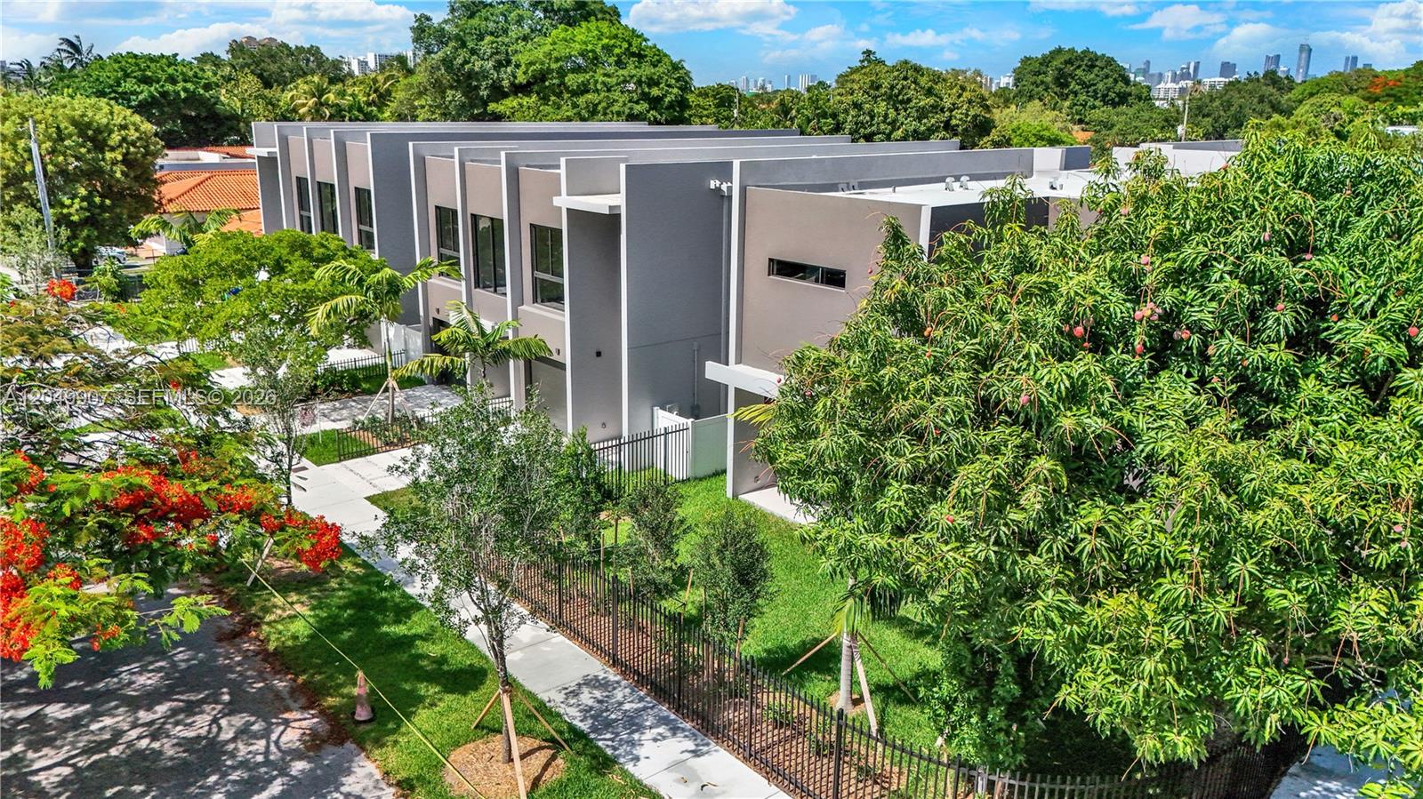3437 Southwest 29th Street, Unit 3437 Miami, FL 33133 - Photo 45 of 46