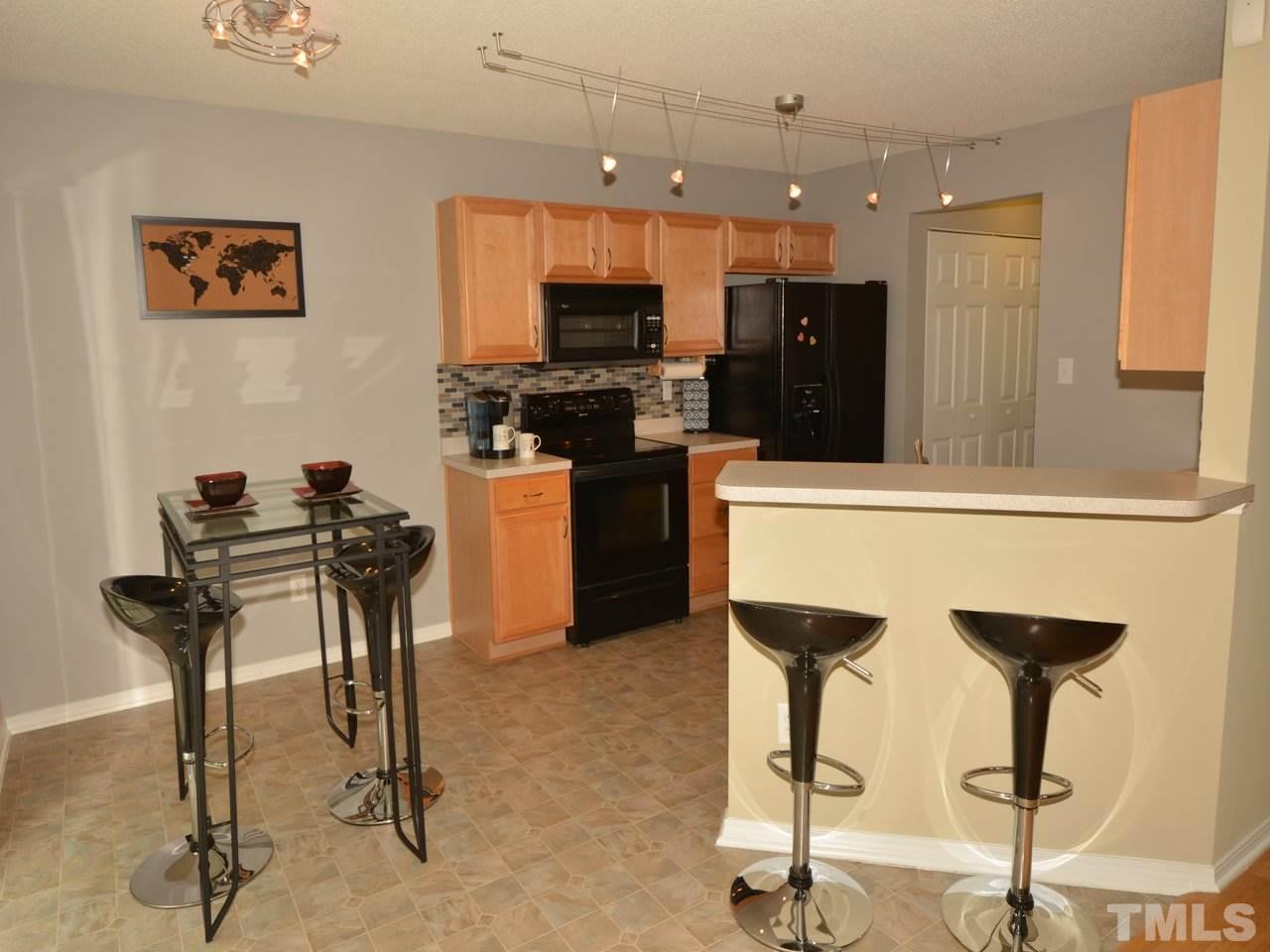 6225 Saybrooke Drive Raleigh, NC 27604 - Photo 5 of 25 Gallery Image 5