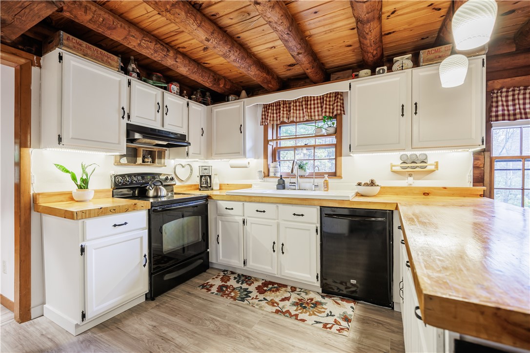 6284 Knapp Road Canandaigua Town, NY 14424 - Photo 11 of 49