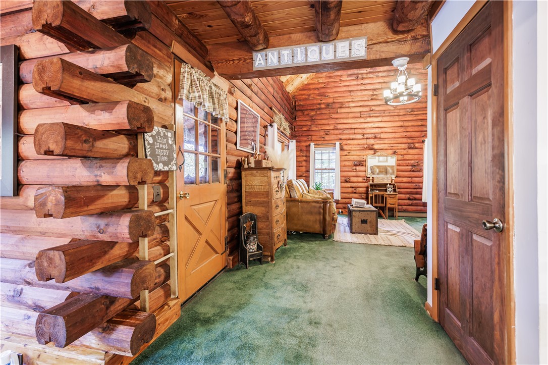 6284 Knapp Road Canandaigua Town, NY 14424 - Photo 17 of 49