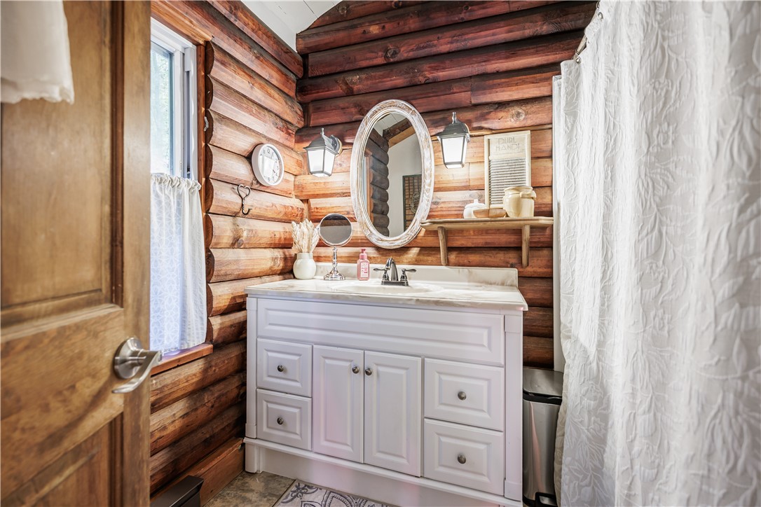 6284 Knapp Road Canandaigua Town, NY 14424 - Photo 28 of 49